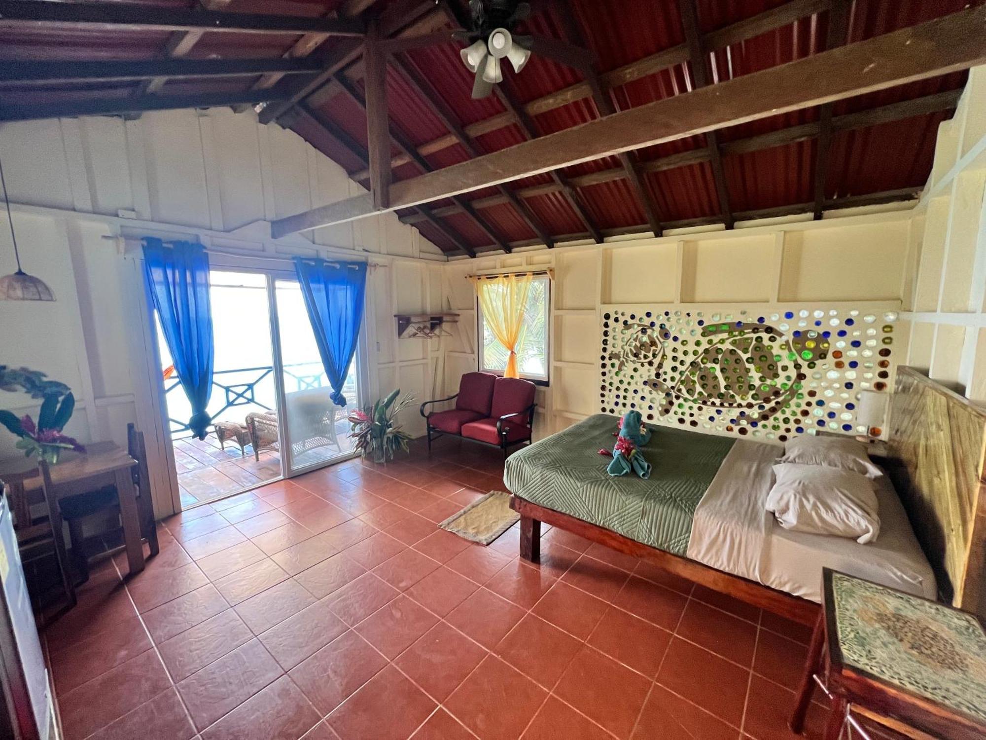 بوكاس تاون Tesoro Escondido Ecolodge Cabinas المظهر الخارجي الصورة