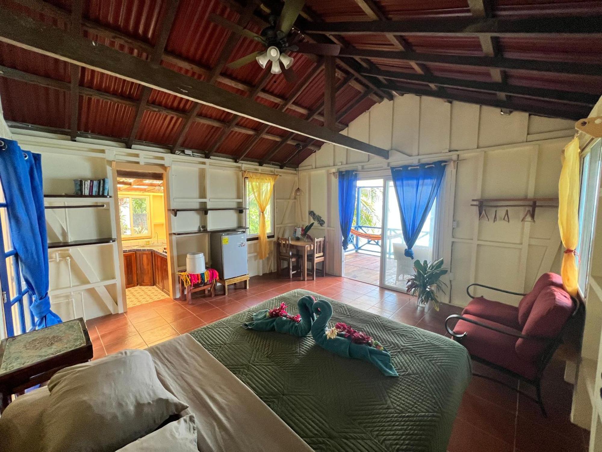 بوكاس تاون Tesoro Escondido Ecolodge Cabinas المظهر الخارجي الصورة