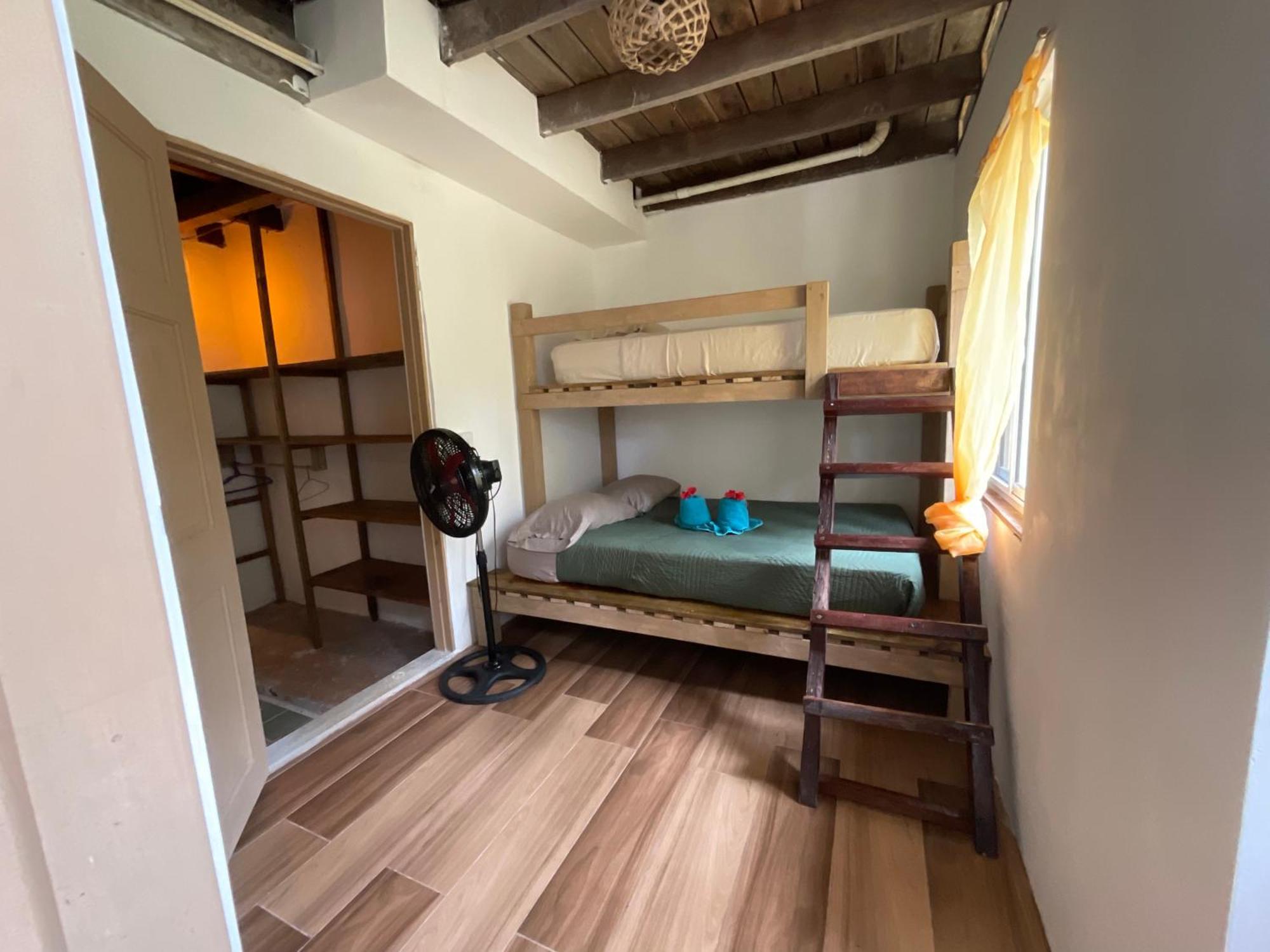 بوكاس تاون Tesoro Escondido Ecolodge Cabinas المظهر الخارجي الصورة